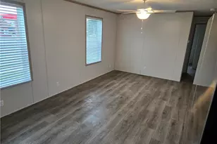 701 N Main St, Wellington, OH 44090 - Photo 8