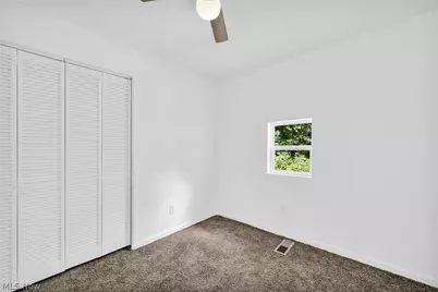 3538 Albany Avenue, Lorain, OH 44055 - Photo 30