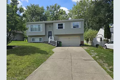 6698 Hedgeline, Huber Heights, OH 44146 - Photo 1