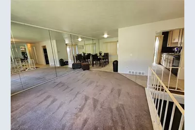 6698 Hedgeline, Huber Heights, OH 44146 - Photo 6