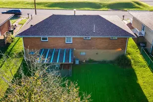 605 Titus St Ext, Weirton, WV 26062 - Photo 8