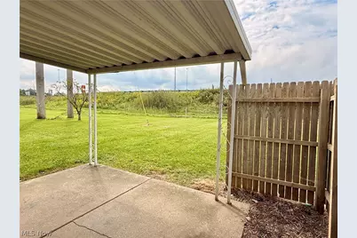 124 Creekfield Court, Elyria, OH 44035 - Photo 10