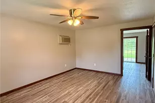 124 Creekfield Ct, Elyria, OH 44035 - Photo 4