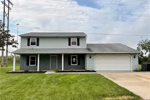 124 Creekfield Ct, Elyria, OH 44035 - Photo 2
