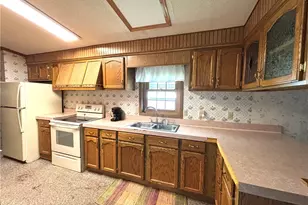 12921 Springfield Rd, New Springfield, OH 44443 - Photo 14