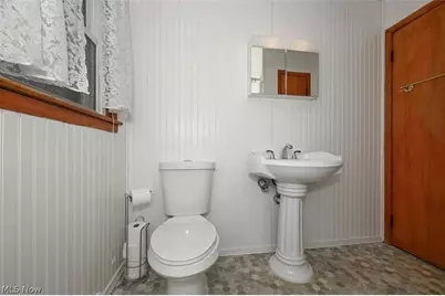 1325 Delverne Avenue SW, Canton, OH 44710 - Photo 38