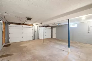 1170 Auburn Ave, Barberton, OH 44203 - Photo 24