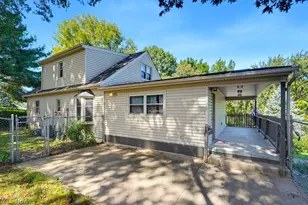 1170 Auburn Ave, Barberton, OH 44203 - Photo 4