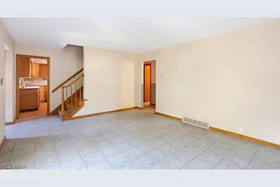 1170 Auburn Avenue, Barberton, OH 44203 - Photo 18