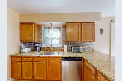 7996 Plains Road, Mentor, OH 44060 - Photo 10