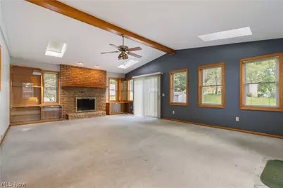 2263 Dewport Drive, Akron, OH 44312 - Photo 2