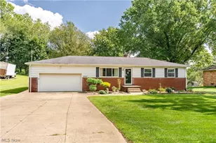 2263 Dewport Dr, Akron, OH 44312 - Photo 1