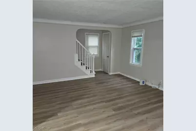 12604 Crossburn Avenue, Loveland, OH 44135 - Photo 8
