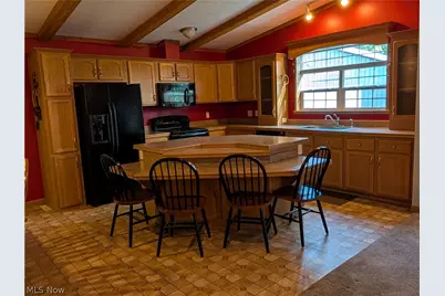 13683 E Pike Road, Cambridge, OH 43725 - Photo 8