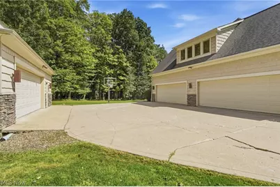 11955 Epping Trail, Chardon, OH 44024 - Photo 42