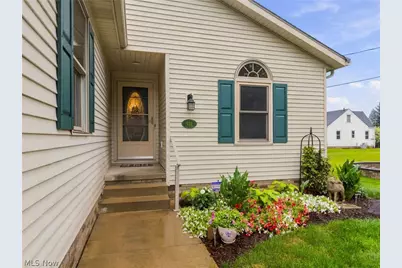 922 Benskin Avenue SW, Canton, OH 44710 - Photo 2