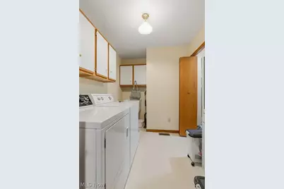 922 Benskin Avenue SW, Canton, OH 44710 - Photo 12