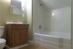 231 S Vine St, Medina, OH 44256 - Photo 4
