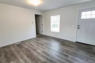 9735 Chillicothe Rd, Kirtland, OH 44094 - Photo 8