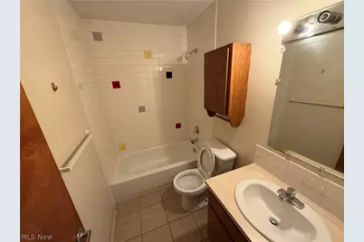 811 E Wilbeth Road #9, Akron, OH 44306 - Photo 4