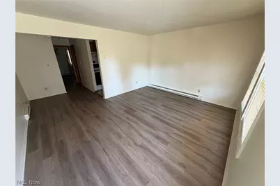 811 E Wilbeth Road #9, Akron, OH 44306 - Photo 2