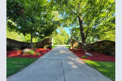 8487 Center Street, Mentor, OH 44060 - Photo 2