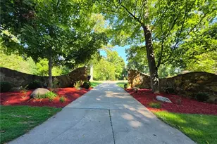 8487 Center St, Mentor, OH 44060 - Photo 2