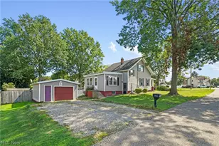 3051 Perrydale St NW, Uniontown, OH 44685 - Photo 30