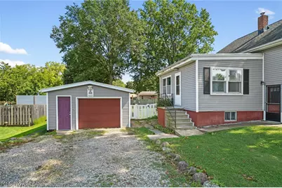 3051 Perrydale Street NW, Uniontown, OH 44685 - Photo 28