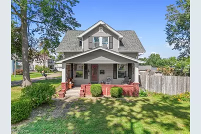 3051 Perrydale Street NW, Uniontown, OH 44685 - Photo 1