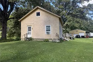 6887 Tallmadge Rd, Rootstown, OH 44272 - Photo 2