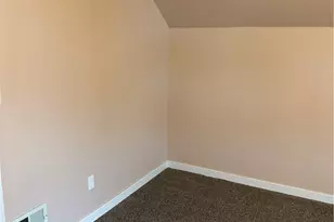 241 McKinley Ave, Newcomerstown, OH 43832 - Photo 38