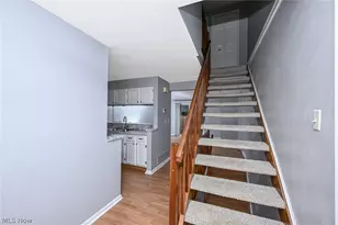 2942 Heatherwood Ct, Stow, OH 44224 - Photo 6