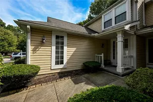 2942 Heatherwood Ct, Stow, OH 44224 - Photo 4