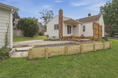 1956 Goodyear Boulevard, Akron, OH 44305 - Photo 4