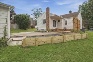 1956 Goodyear Blvd, Akron, OH 44305 - Photo 4