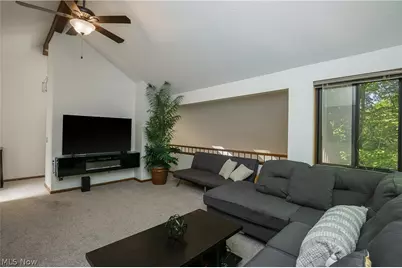 2153 Pinebrook Trail, Cuyahoga Falls, OH 44223 - Photo 28