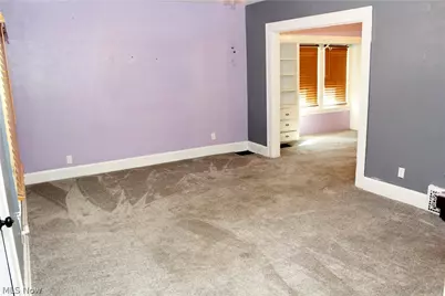 306 S Hazelwood Avenue, Youngstown, OH 44509 - Photo 4