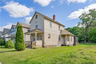 319 S Jackson St, Youngstown, OH 44506 - Photo 2