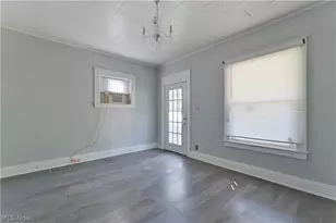 319 S Jackson St, Youngstown, OH 44506 - Photo 12