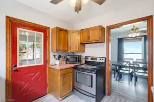 15554 Portage St, Doylestown, OH 44230 - Photo 12