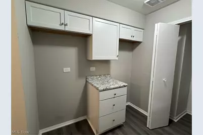 1926 Hancock Street, Lorain, OH 44052 - Photo 8