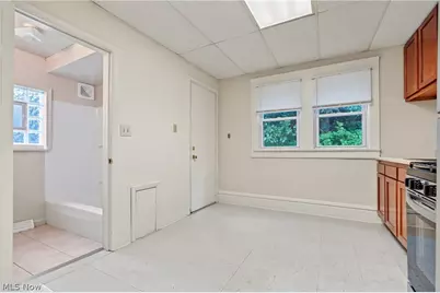 49 & 51 N Valley Street, Akron, OH 44303 - Photo 12