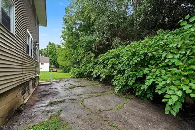 49 & 51 N Valley Street, Akron, OH 44303 - Photo 22