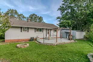 30140 Regent Rd, Wickliffe, OH 44092 - Photo 4
