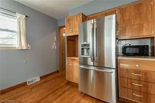 30140 Regent Rd, Wickliffe, OH 44092 - Photo 14