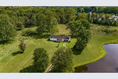 3640 Church Hill Road, Zanesville, OH 43701 - Photo 2