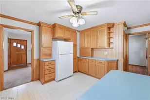927 Barclay Ave, Salem, OH 44460 - Photo 6