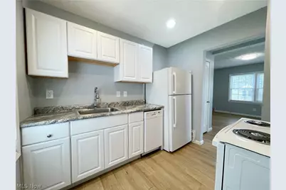 1731 Thornapple Avenue, Akron, OH 44301 - Photo 4