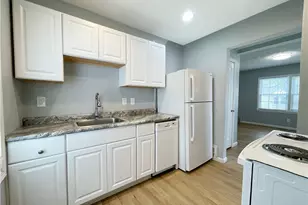 1731 Thornapple Ave, Akron, OH 44301 - Photo 4